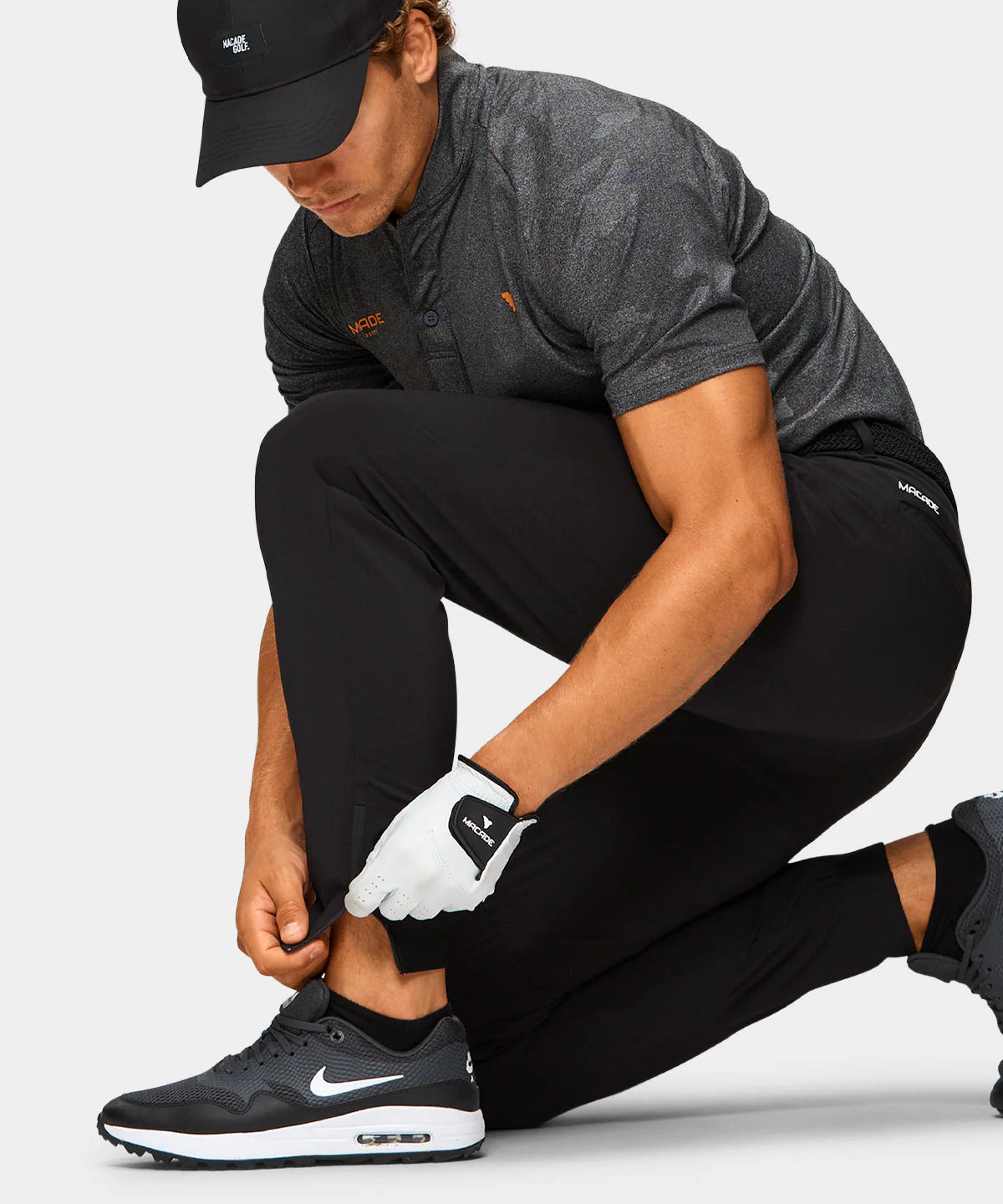 FOUR-WAY STRETCH JOGGER | BLACK - MACADE GOLF