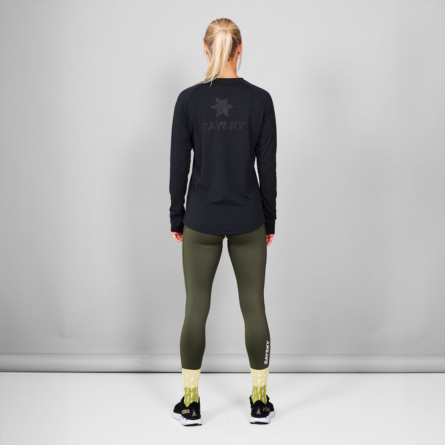 W BLAZE LONGSLEEVE FLEECE | BLACK - SAYSKY