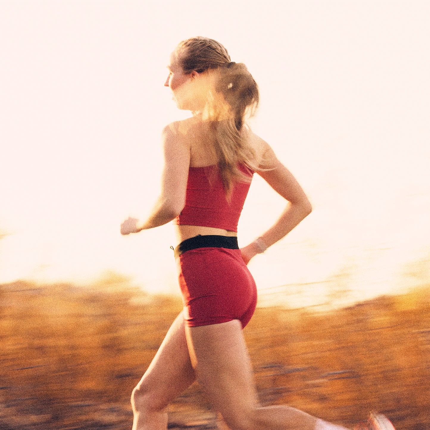 W FLOW+ RACE SHORT TIGHTS 4'' | RED - SAYSKY