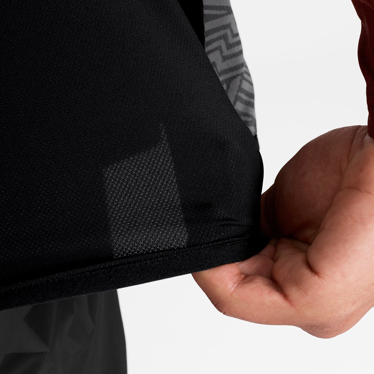 PACE VEST | REFLECTIVE BLACK - SAYSKY