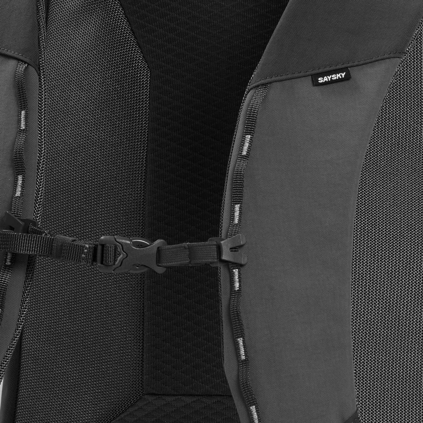 EVERYDAY BACKPACK 28L | BLACK - SAYSKY