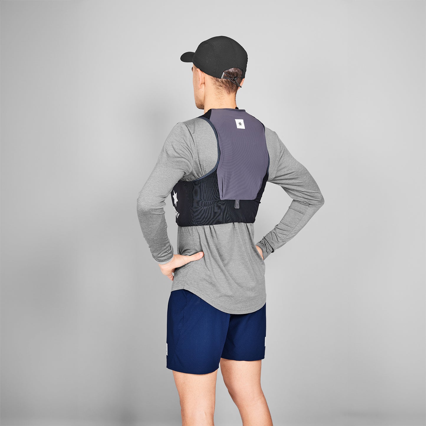 FLOW VEST 8L | BLACK - SAYSKY