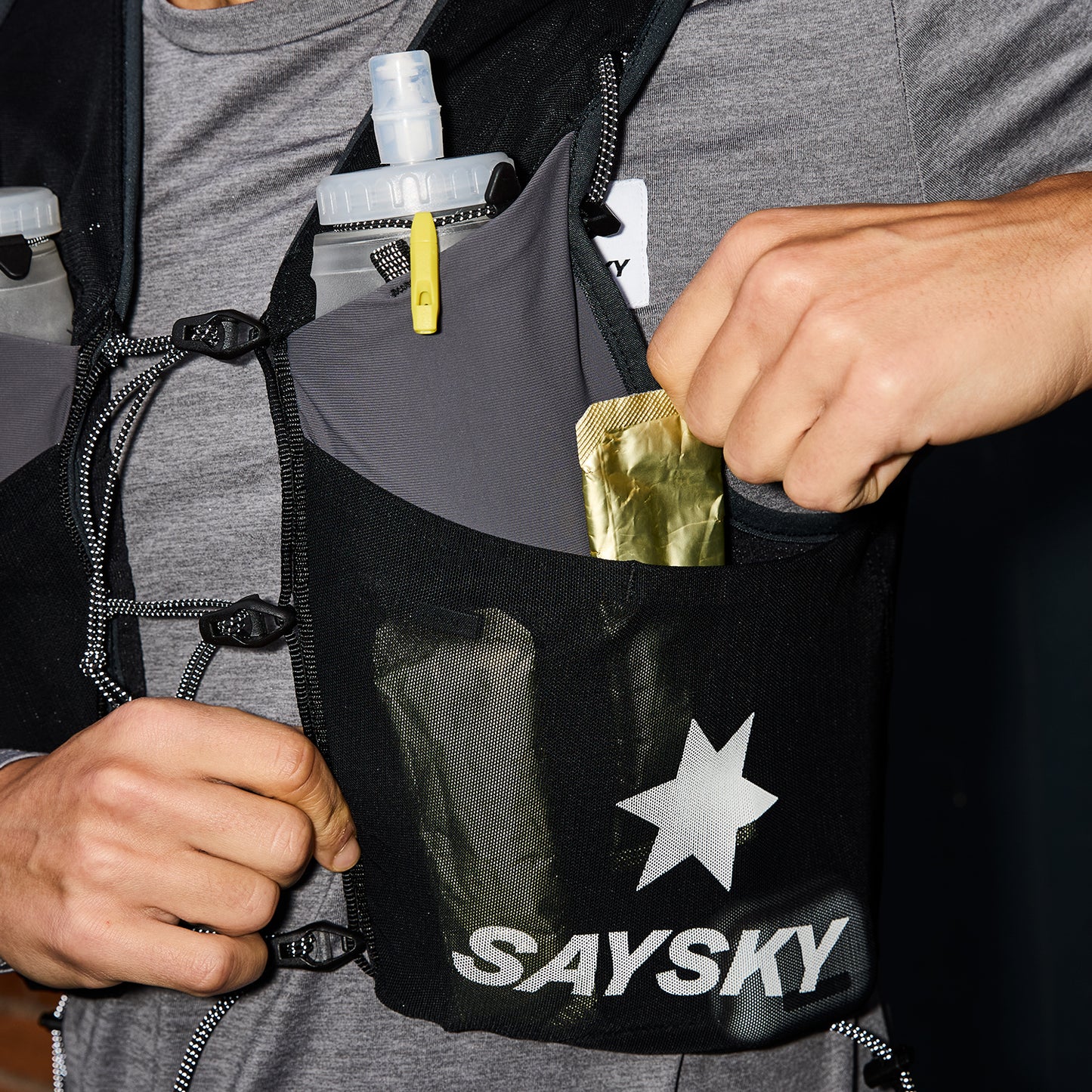 FLOW VEST 8L | BLACK - SAYSKY
