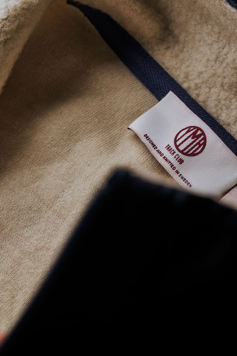 VÄSTANEDE MERINO FLEECE VEST | BEIGE - YMR