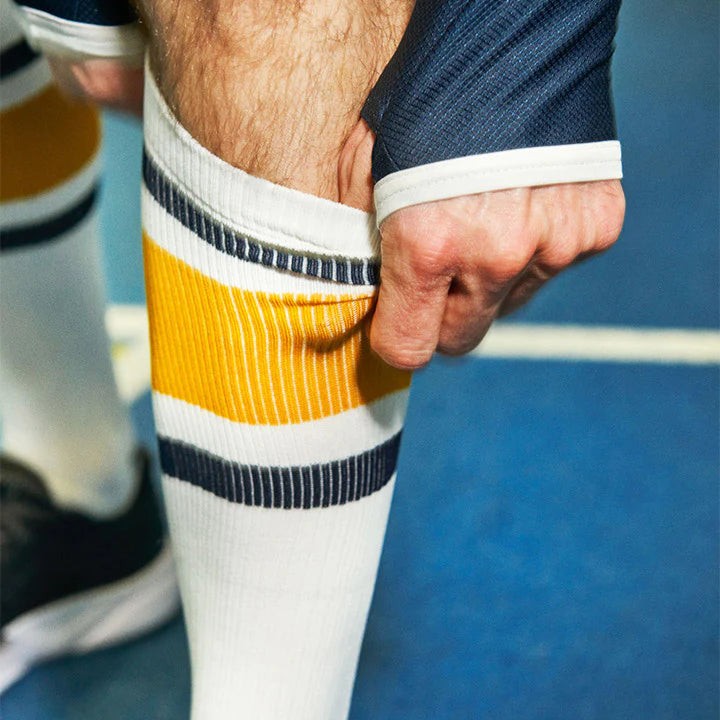 ÅSUNDEN COMPRESSION SOCKS | OFF-WHITE/YELLOW - YMR