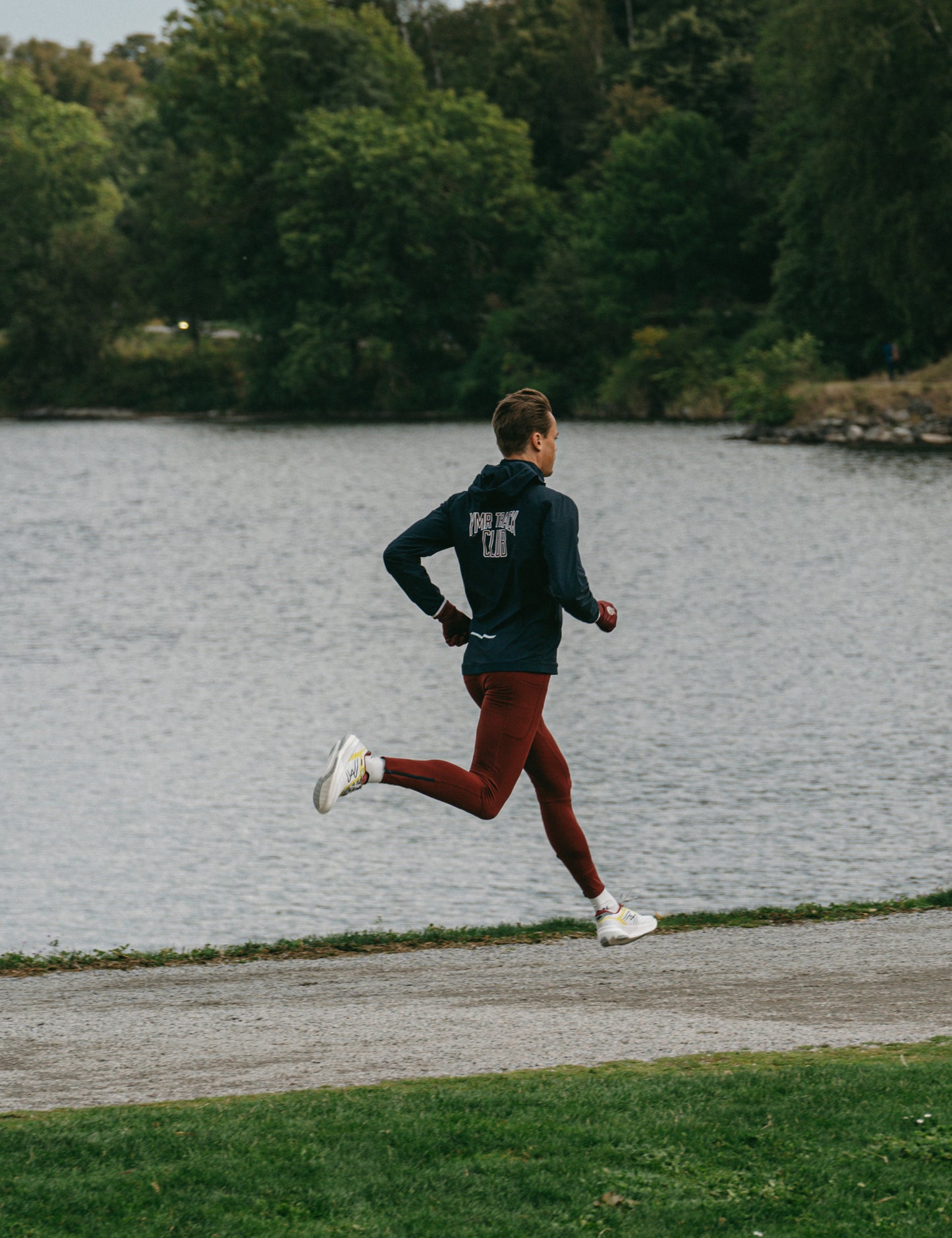 ÄNGGÅRDEN MEN’S WINDBREAKER | NAVY - YMR