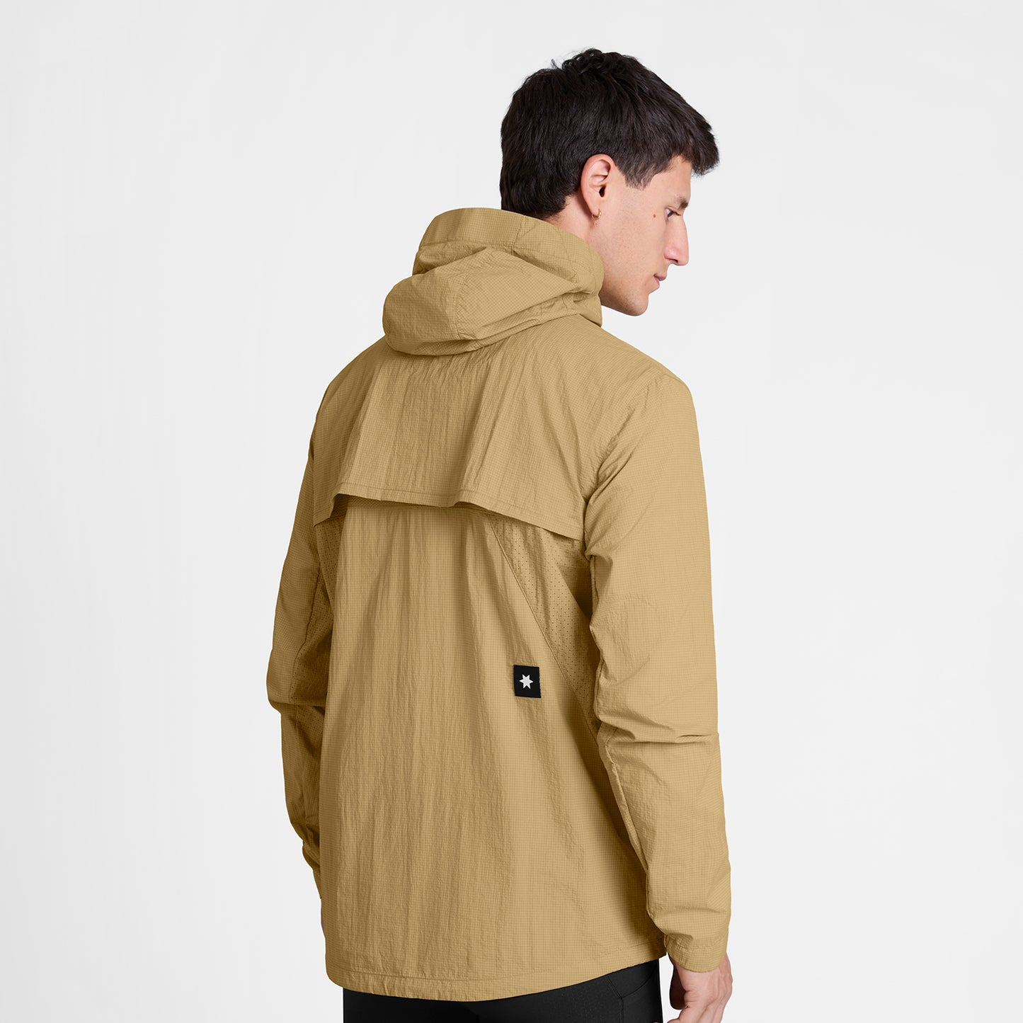 PACE TECH JACKET | BEIGE