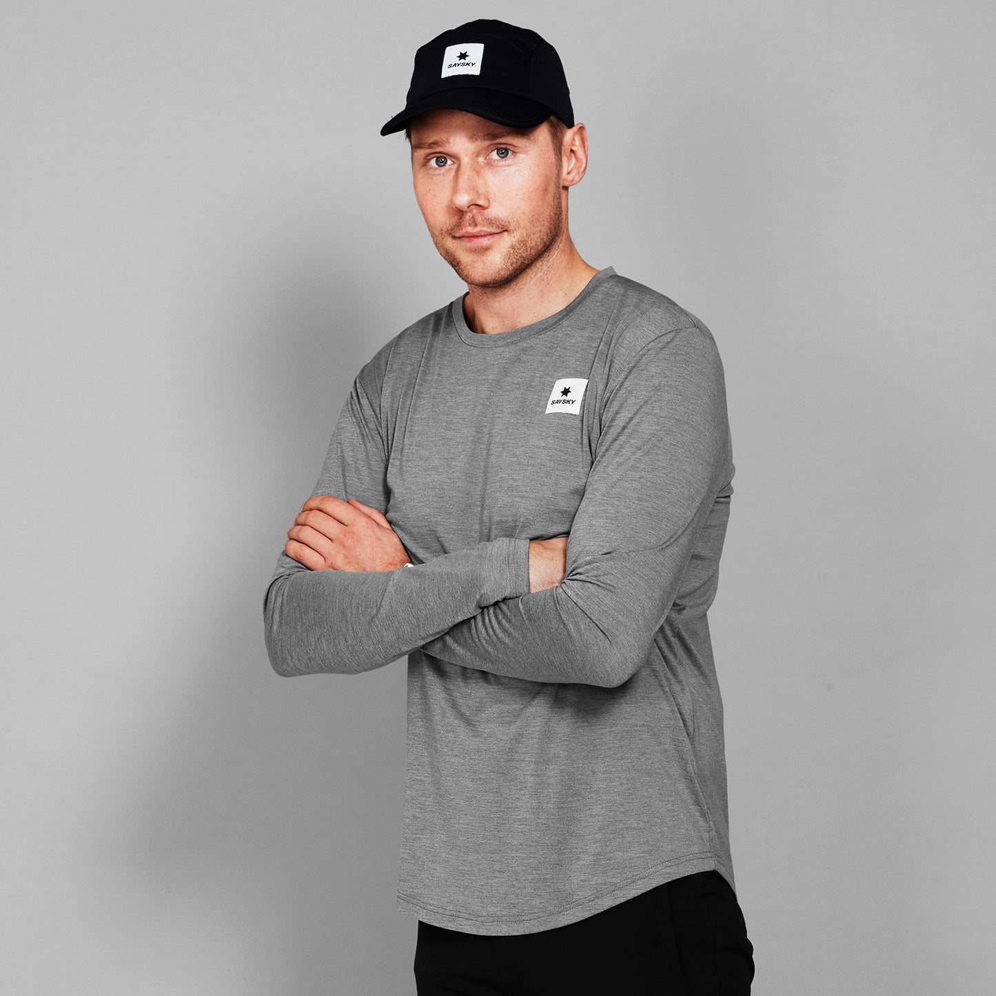 PACE LONGSLEEVE CLEAN | GREY