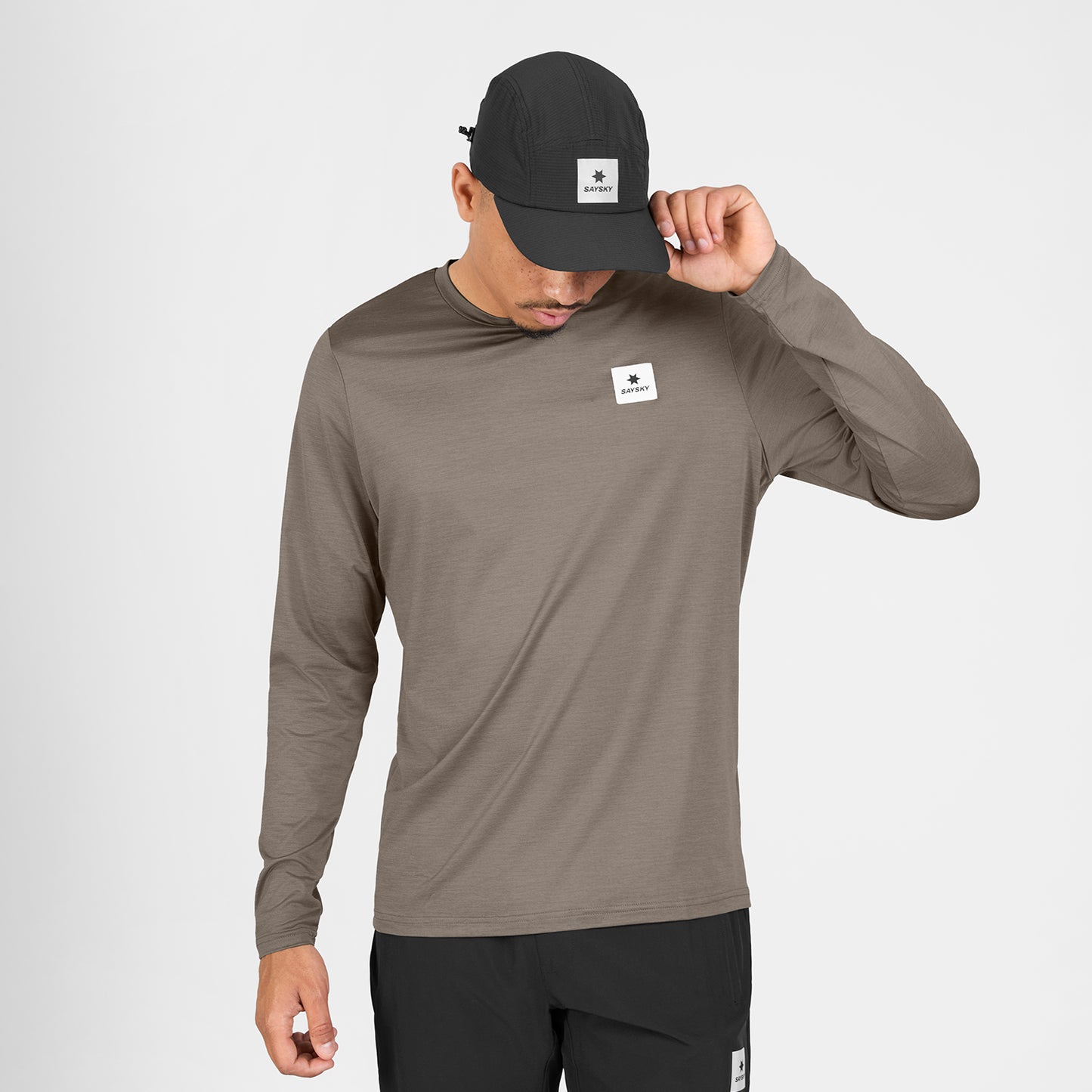 PACE LONGSLEEVE CLEAN | TAUPE