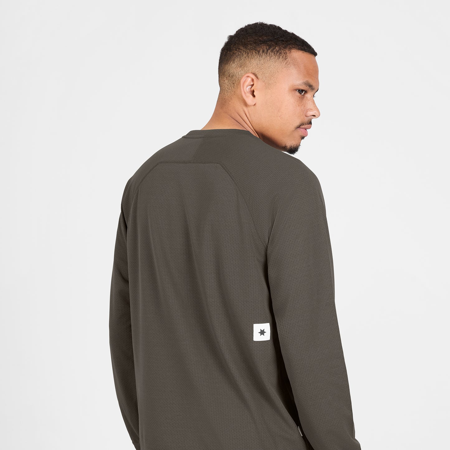 PACE TECH LONGSLEEVE | BROWN