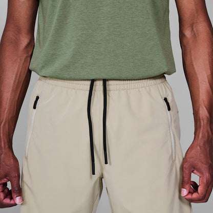 MOTION SHORTS 8" | BEIGE