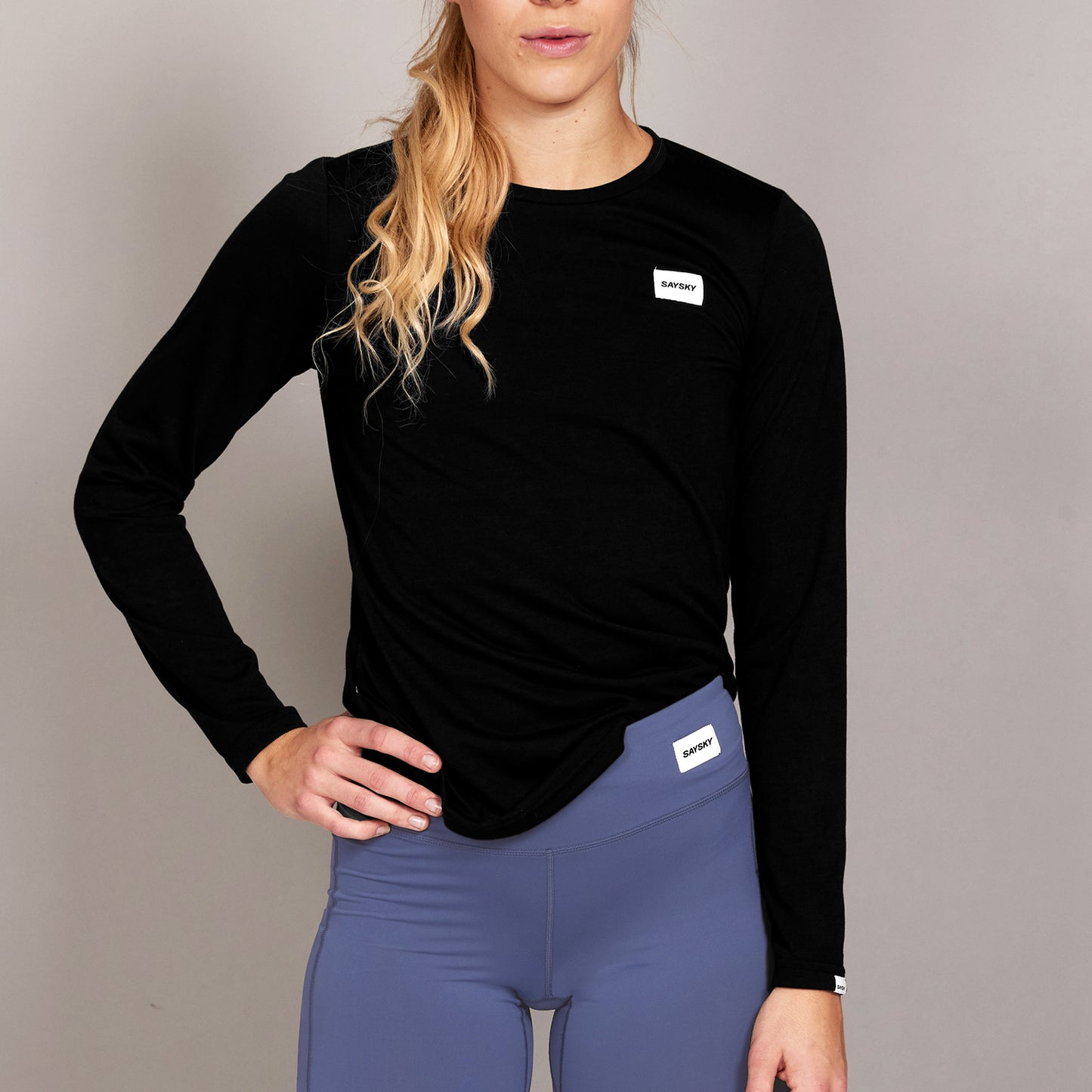 W MOTION LONGSLEEVE | CLEAN BLACK