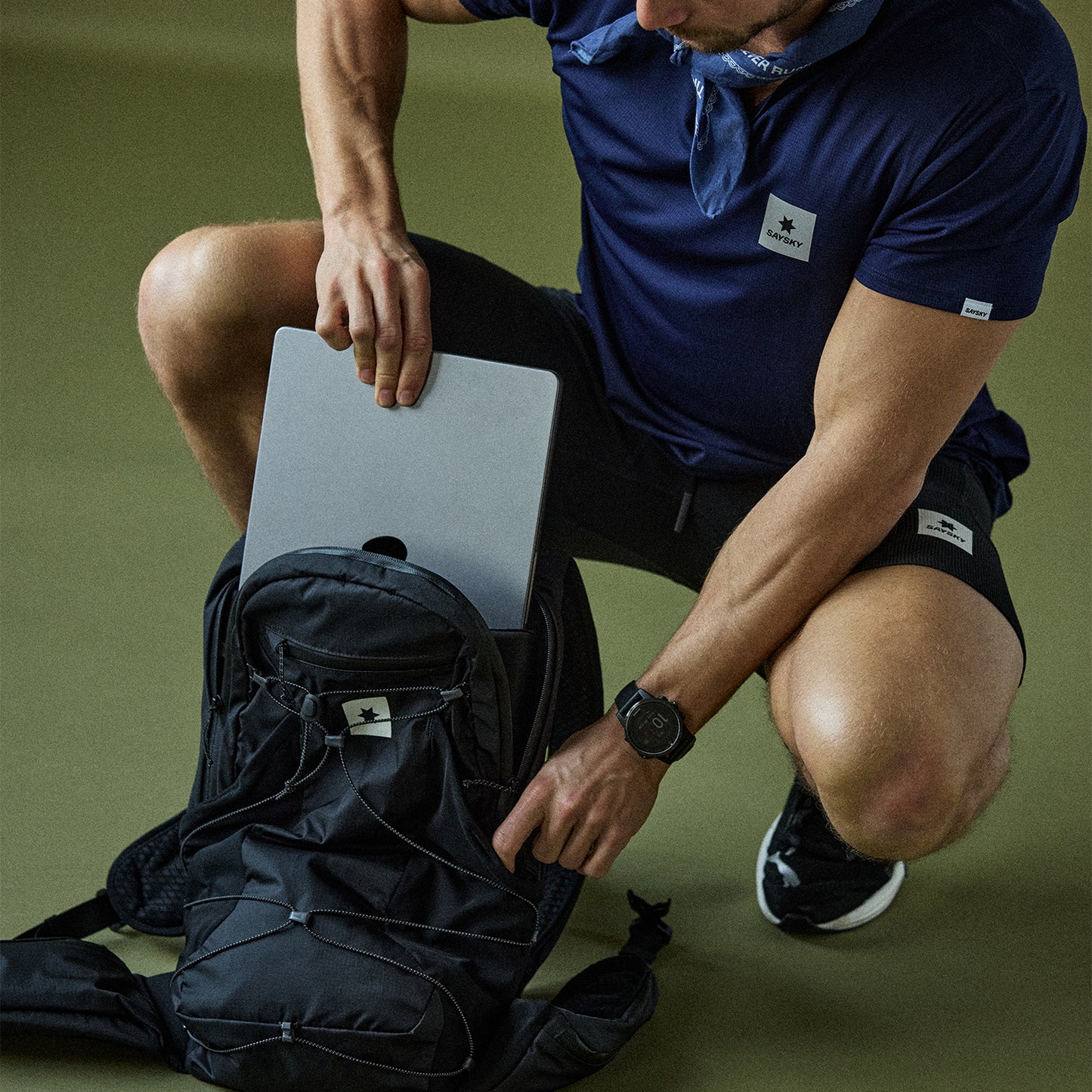 COMMUTER BACKPACK 14L | BLACK - SAYSKY