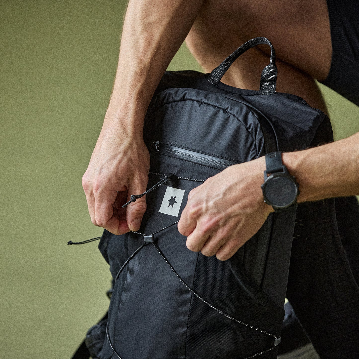 COMMUTER BACKPACK 14L | BLACK - SAYSKY