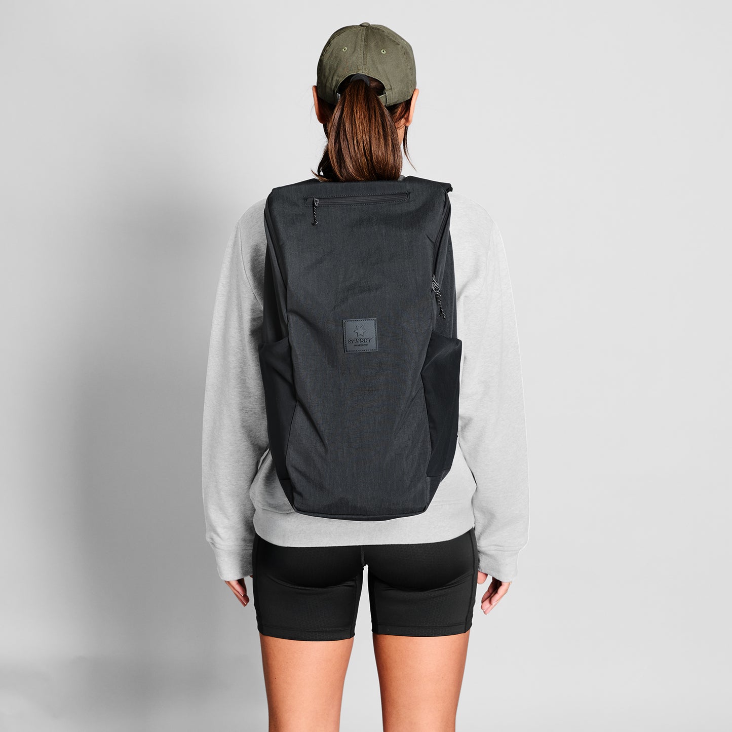 EVERYDAY BACKPACK 28L | BLACK - SAYSKY