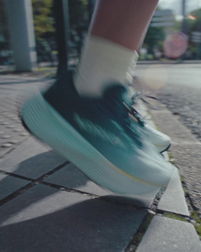KIPRIDE MAX | BLACK/WHITE - KIPRUN